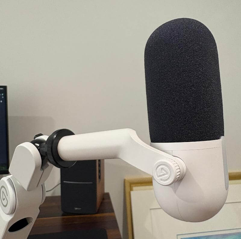 Elgato Wave Neo Review: Affordable Quality with a Sustainable Edge 4 elgato wave mic neo review7 Elgato Wave Neo Review: Affordable Quality with a Sustainable Edge