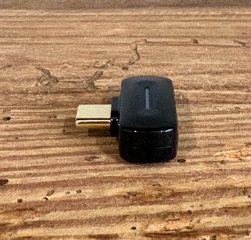 FiiO BT11 Review: Affordable High-Resolution Bluetooth Audio for Every Device 4 fiio bt11 review3 FiiO BT11 Review: Affordable High-Resolution Bluetooth Audio for Every Device