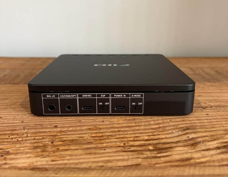 FiiO DM13 Review: Modern Audio Meets Classic CD Performance 6 fiio dm13 review5 FiiO DM13 Review: Modern Audio Meets Classic CD Performance