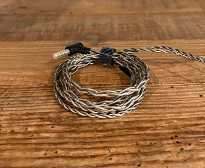 FiiO FP3 Review: Compact Planar IEM with Exceptional Clarity and Precision 7 fiio fp3 review6 FiiO FP3 Review: Compact Planar IEM with Exceptional Clarity and Precision