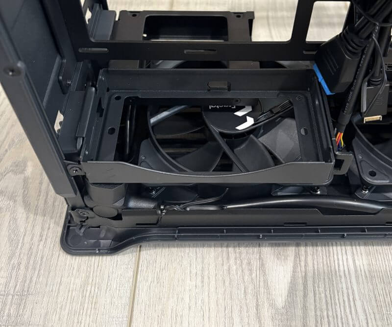 Fractal Design Era 2 Review: A Masterpiece of Style and Functionality 10 fractal design era 2 review8 Fractal Design Era 2 Review: A Masterpiece of Style and Functionality