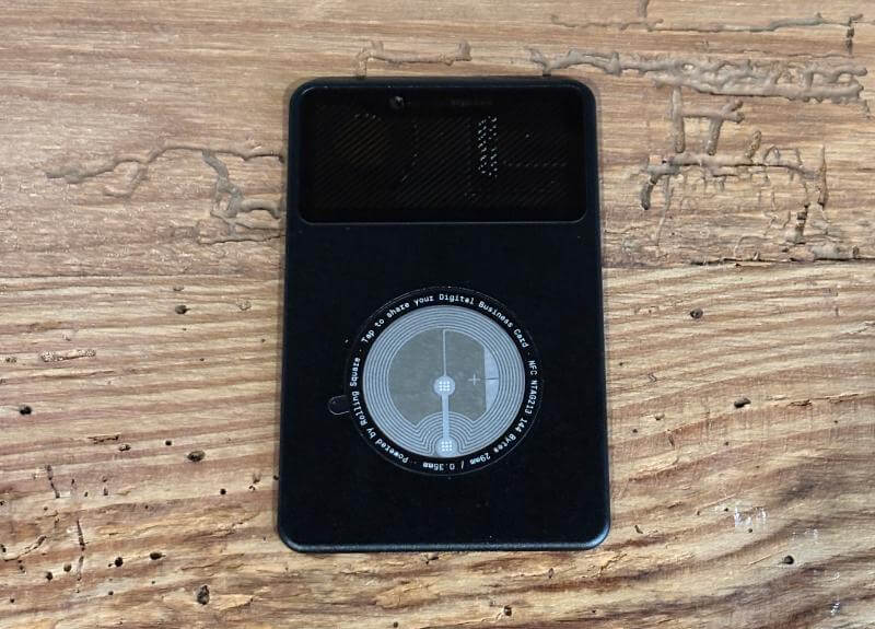 Rolling Square AirCard Review: The Perfect Tracker for Your Wallet 5 rolling airtag4 Rolling Square AirCard Review: The Perfect Tracker for Your Wallet