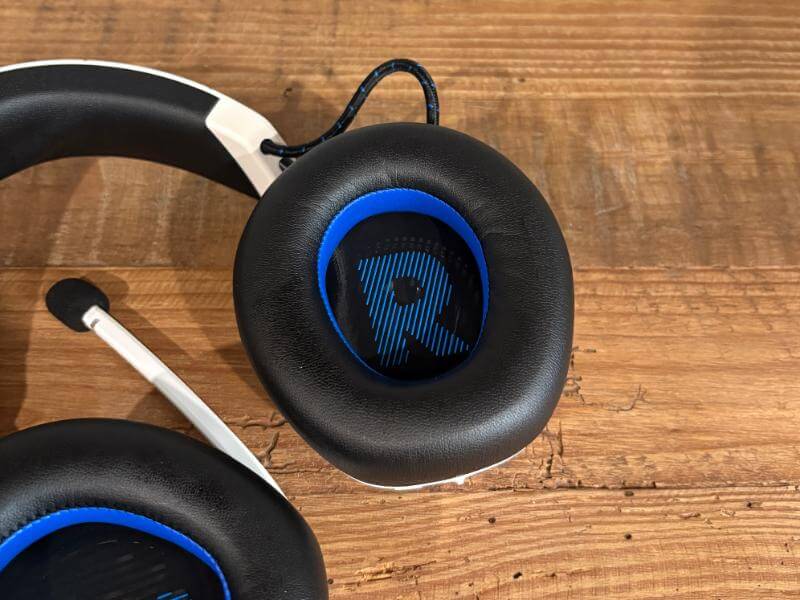 JBL Quantum 910P Review: Immersive Audio and Premium Comfort 12 JBL Quantum 910P Review11 JBL Quantum 910P Review: Immersive Audio and Premium Comfort