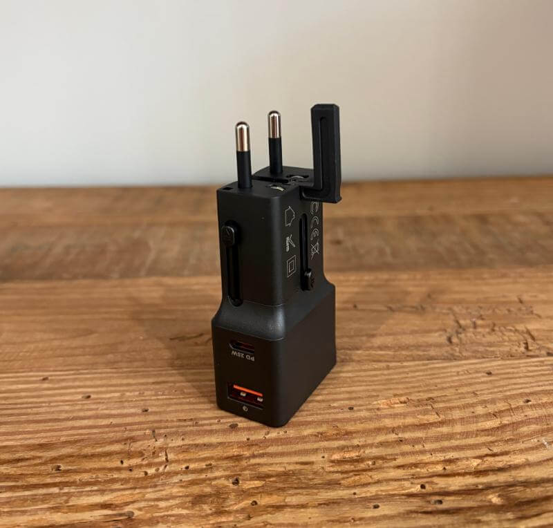 Rolling Square Travel Charger Review: Compact Solution for Global Travelers 5 arolling square travel charger review6 Rolling Square Travel Charger Review: Compact Solution for Global Travelers
