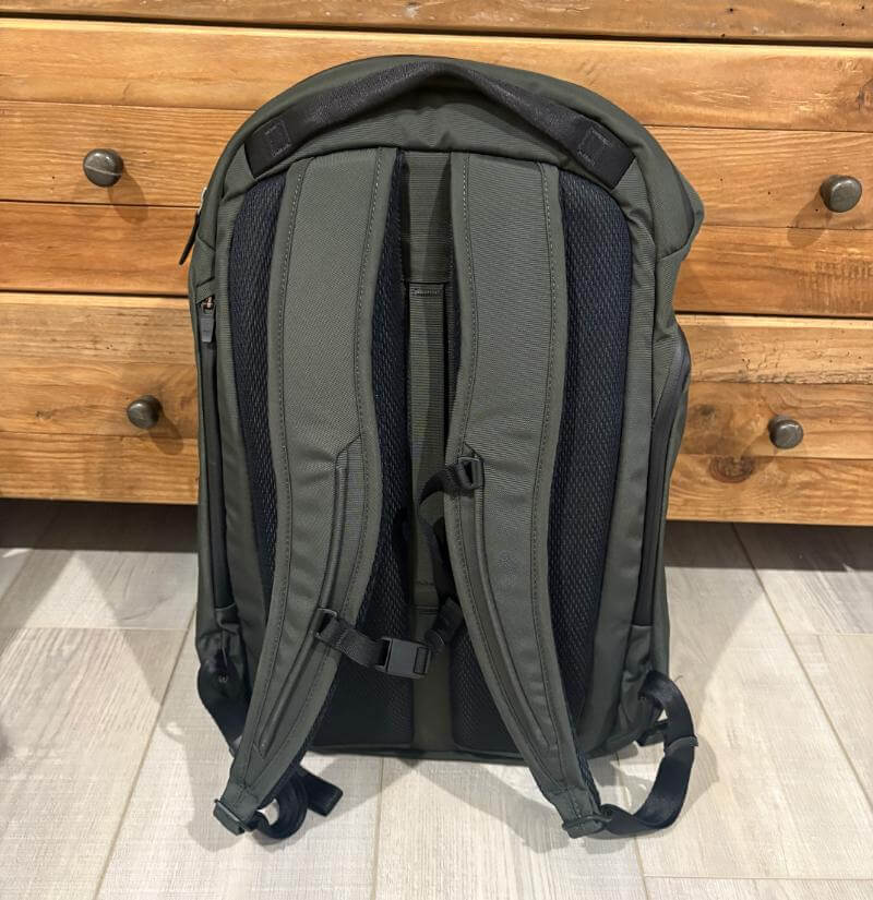 Bellroy Transit Workpack Pro 28L Review: A Stylish and Practical Companion for Organised Travellers 7 bellrow workpack pro 28l6 Bellroy Transit Workpack Pro 28L Review: A Stylish and Practical Companion for Organised Travellers