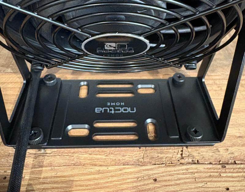 Noctua NV-FS1 Review: The Multi-Purpose Cooling Solution 7 noctua desk fan review7 Noctua NV-FS1 Review: The Multi-Purpose Cooling Solution