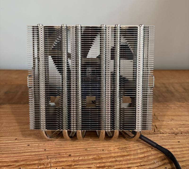 Noctua NH-L12Sx77 Review: The Ultimate Low-Profile Cooler for Compact Builds 11 noctua nh l12sx77 review10 Noctua NH-L12Sx77 Review: The Ultimate Low-Profile Cooler for Compact Builds