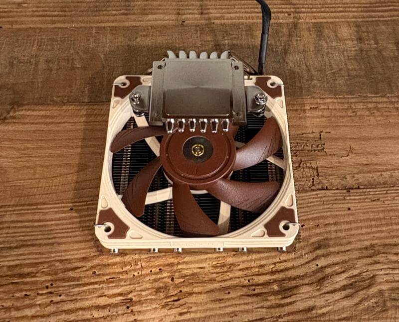 Noctua NH-L12Sx77 Review: The Ultimate Low-Profile Cooler for Compact Builds 8 noctua nh l12sx77 review7 Noctua NH-L12Sx77 Review: The Ultimate Low-Profile Cooler for Compact Builds