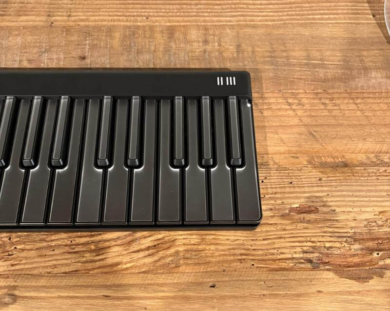 Roli Piano M Review: A Fun and Innovative Approach to Learning and Creating Music 4 roli piano m review8 Roli Piano M Review: A Fun and Innovative Approach to Learning and Creating Music
