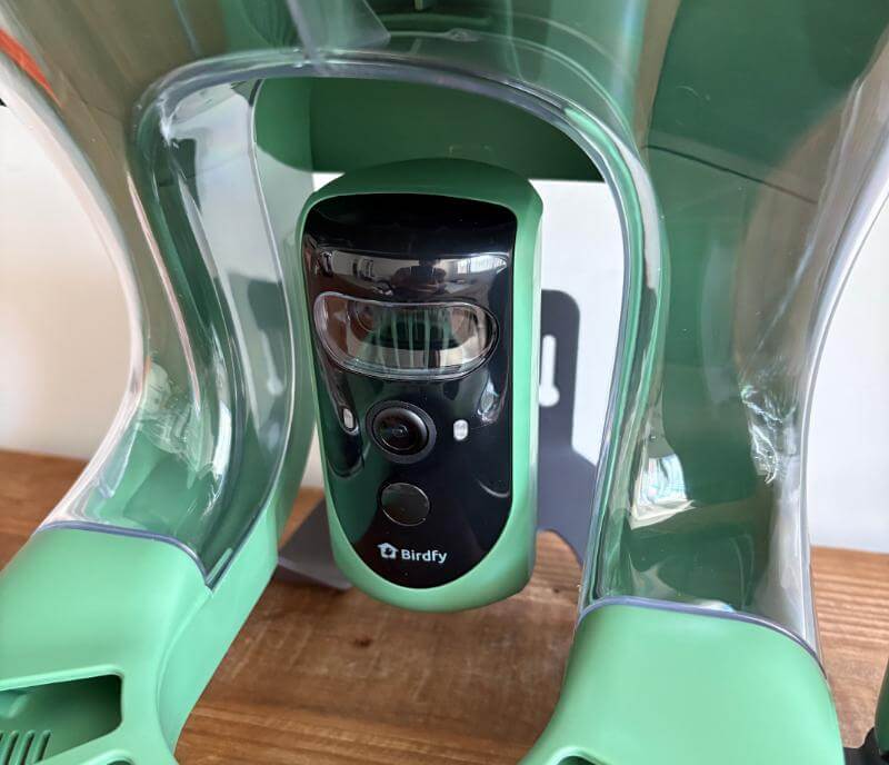 Birdfy Feeder 2 Duo Review: Innovative Birdwatching Experience with Dual-Camera Innovation 5 birdfy duo review4 Birdfy Feeder 2 Duo Review: Innovative Birdwatching Experience with Dual-Camera Innovation