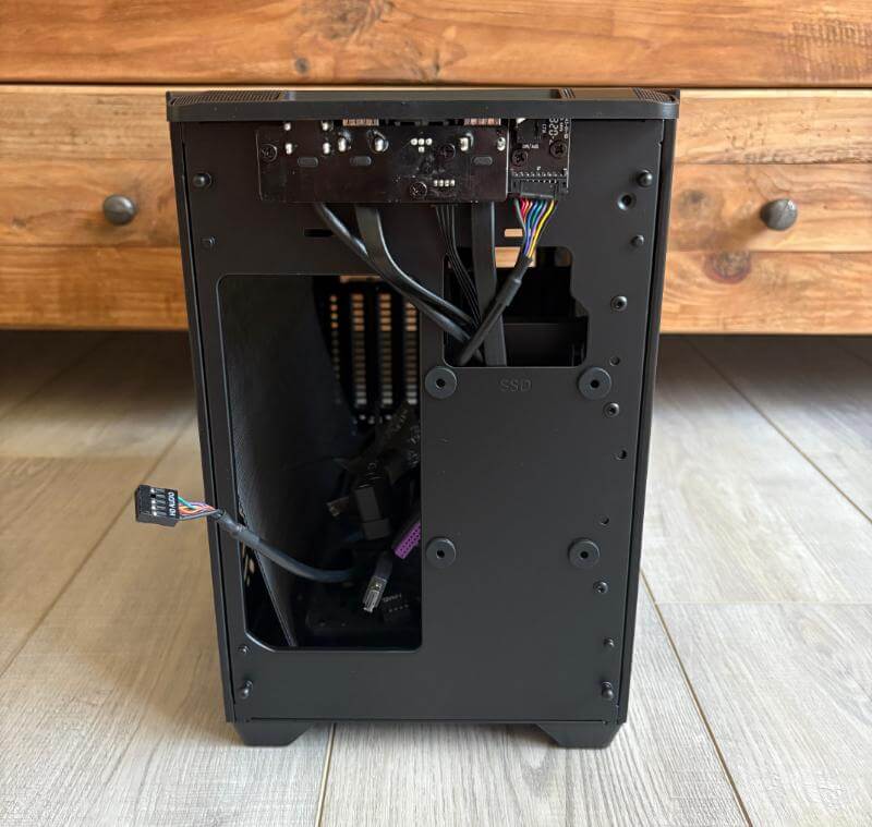 Cooler Master MasterBox NR200P V2 Review – A Compact Case with Big Performance 8 coolermaster nrp200 v2 review7 Cooler Master MasterBox NR200P V2 Review – A Compact Case with Big Performance