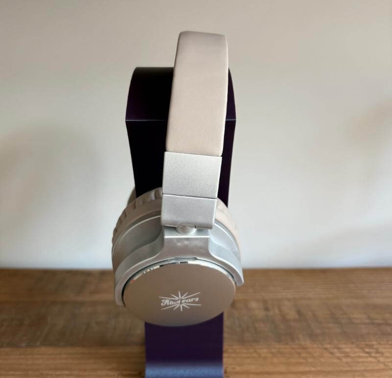 Kiwi Ears Division Review – A Versatile and Engaging Affordable Closed-Back Headphone 4 kiwiears division review4 Kiwi Ears Division Review – A Versatile and Engaging Affordable Closed-Back Headphone