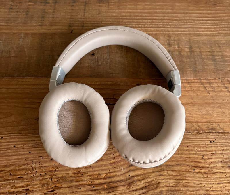 Kiwi Ears Division Review – A Versatile and Engaging Affordable Closed-Back Headphone 6 kiwiears division review5 Kiwi Ears Division Review – A Versatile and Engaging Affordable Closed-Back Headphone