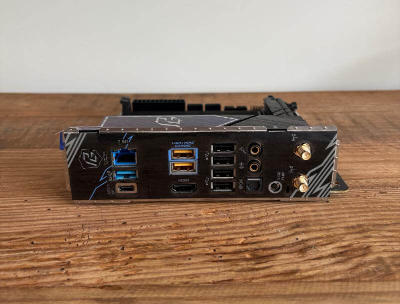 ASRock Phantom Gaming B850I Lightning Wi-Fi Review – Compact Powerhouse for Modern Builds 7 asrock phantom gaming b850i lighnning wifi review6 ASRock Phantom Gaming B850I Lightning Wi-Fi Review – Compact Powerhouse for Modern Builds