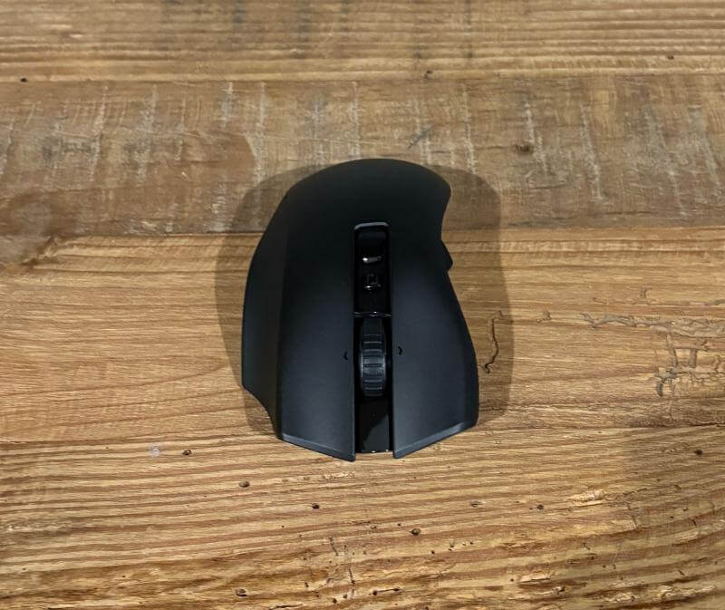 Razer Naga V2 Pro Review – The Ultimate Customisable Gaming Mouse for MMO and Beyond 3 razer nage v2 pro review3 Razer Naga V2 Pro Review – The Ultimate Customisable Gaming Mouse for MMO and Beyond