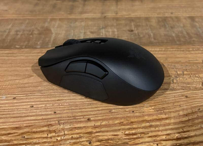 Razer Naga V2 Pro Review – The Ultimate Customisable Gaming Mouse for MMO and Beyond 9 razer nage v2 pro review9 Razer Naga V2 Pro Review – The Ultimate Customisable Gaming Mouse for MMO and Beyond