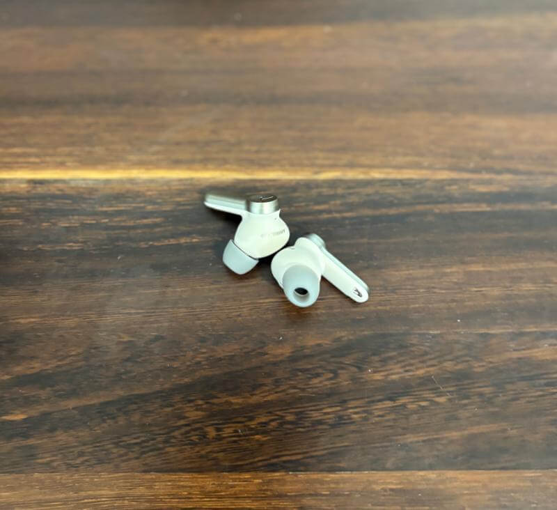 Amiron 100 Earbuds Review: Precision Audio in a Compact Package 10 beyerdynamic amiron 100 review9 Amiron 100 Earbuds Review: Precision Audio in a Compact Package
