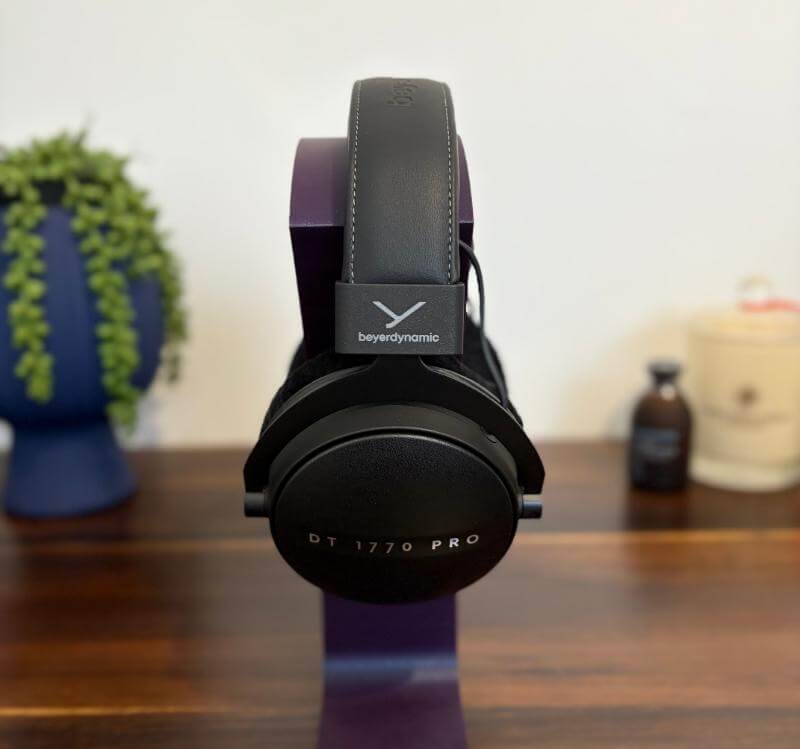 Beyerdynamic DT 1770 Pro MKII Review: Studio-Grade Performance with Everyday Appeal 4 beyerdynamic dt 1770 pro review5 Beyerdynamic DT 1770 Pro MKII Review: Studio-Grade Performance with Everyday Appeal