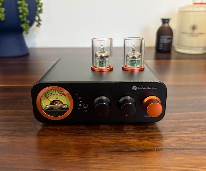 Fosi MC331 Review: A Compact Tube Amp with Retro Style and Modern Versatility 4 fosi mc331 review2 Fosi MC331 Review: A Compact Tube Amp with Retro Style and Modern Versatility