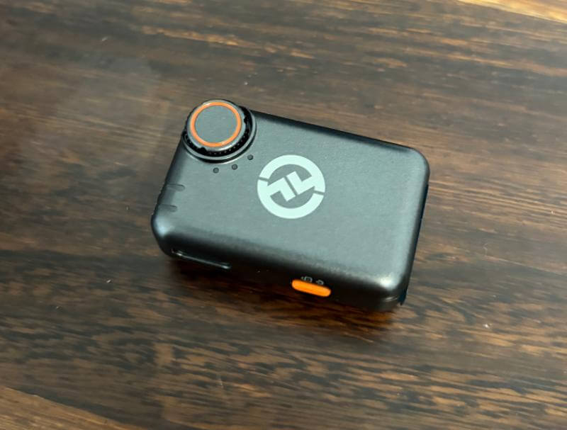 Hollyland LARK M2S Wireless Microphone Review - Effortless Audio Anywhere 9 hollyland lark m2s review8 Hollyland LARK M2S Wireless Microphone Review - Effortless Audio Anywhere