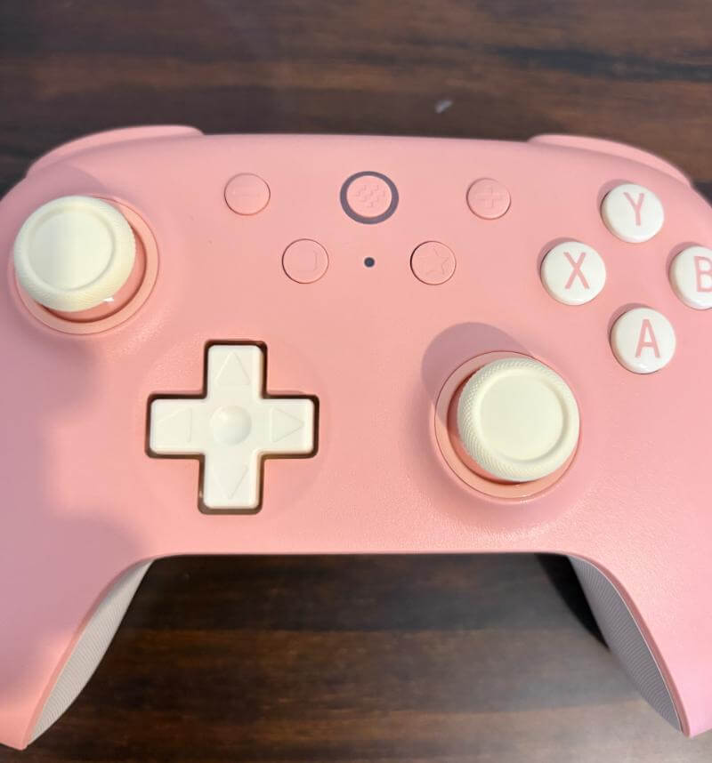 8BitDo Ultimate 2C Bluetooth Controller Review – A Feature-Packed Alternative for Everyday Play 5 8bitdo ultimate 2c review4 8BitDo Ultimate 2C Bluetooth Controller Review – A Feature-Packed Alternative for Everyday Play