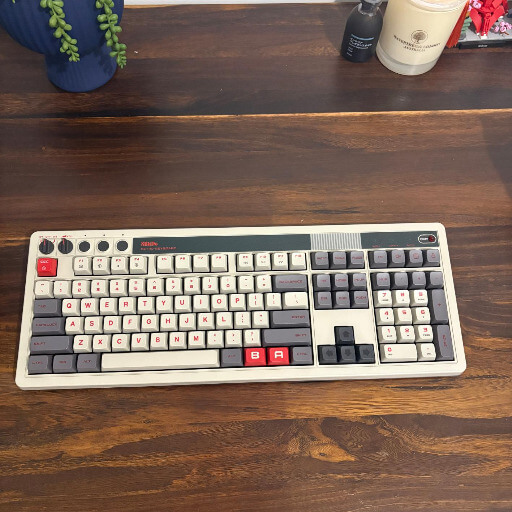 8BitDo Retro 108 Keyboard Review - Where Classic Design Meets Modern Performance 3 8bitdo retro 108 review2 8BitDo Retro 108 Keyboard Review - Where Classic Design Meets Modern Performance