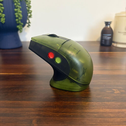 8BitDo Retro R8 Mouse Review - Nostalgia Refined for Today’s Desk 3 8bitdo retro r8 mouse review4 8BitDo Retro R8 Mouse Review - Nostalgia Refined for Today’s Desk