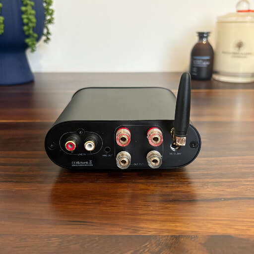 Fosi MC101 Stereo Amplifier Review – A Compact Vintage Powerhouse for Everyday Listening 4 fosi mc101 review3 Fosi MC101 Stereo Amplifier Review – A Compact Vintage Powerhouse for Everyday Listening