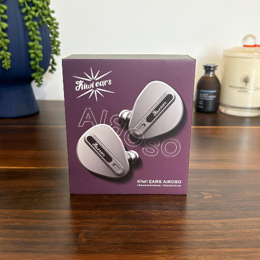 Kiwi Ears Airoso Review: A Lightweight IEM with a Spacious, Smooth Sound 2 kiwi ears airoso review1 Kiwi Ears Airoso Review: A Lightweight IEM with a Spacious, Smooth Sound