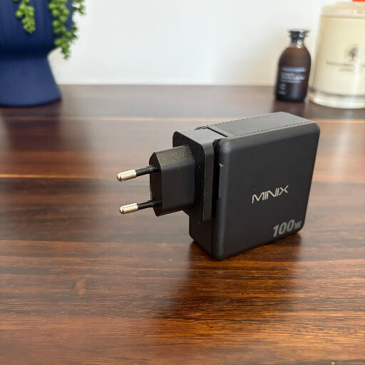 MINIX P100 GaN Wall Charger Review - Compact Charging Powerhouse 5 minix 100w review4 MINIX P100 GaN Wall Charger Review - Compact Charging Powerhouse