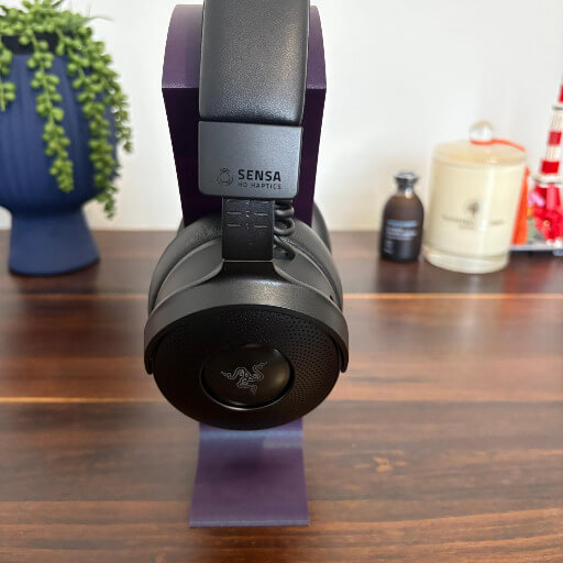 Razer Kraken V4 Pro Review: A New Era of Immersive Gaming Sound 5 razer kraken v4 pro review7 Razer Kraken V4 Pro Review: A New Era of Immersive Gaming Sound