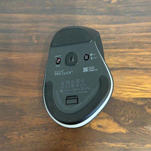 Razer Pro Click V2 Review – Productivity Meets Performance in a Sleek Ergonomic Design 8 razer pro click v2 review5 Razer Pro Click V2 Review – Productivity Meets Performance in a Sleek Ergonomic Design