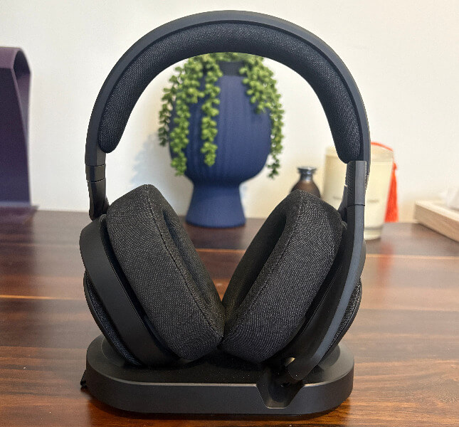 Fractal Design Scape Review – A Refined Debut for Audiophiles and Gamers Alike 2 fractal design scape review1 Fractal Design Scape Review – A Refined Debut for Audiophiles and Gamers Alike