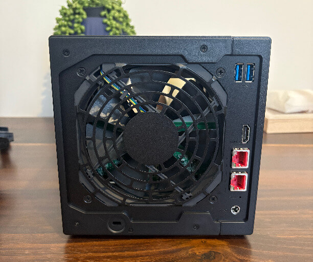 asustor as5404t review9 Asustor Nimbustor 4 Gen2 / AS5404T Review - Power and Flexibility in a 4-Bay NAS