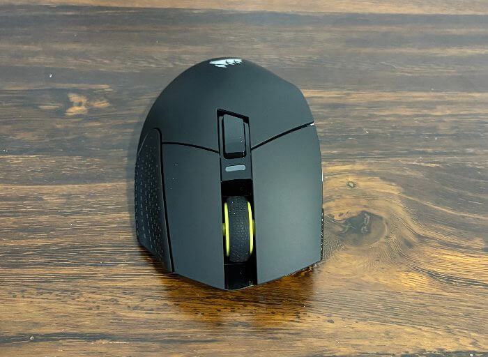 Corsair Scimitar Elite Wireless SE Review: A Feature-Rich MMO Mouse for Serious Players 7 corsair scimitar se review6 Corsair Scimitar Elite Wireless SE Review: A Feature-Rich MMO Mouse for Serious Players