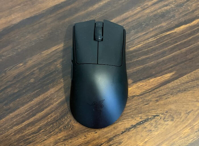 Razer DeathAdder V4 Pro Review: Precision and Comfort Redefined for Competitive Gaming 3 razer deathadder v4 pro review2 Razer DeathAdder V4 Pro Review: Precision and Comfort Redefined for Competitive Gaming