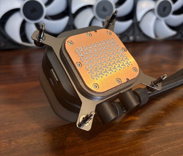 corsair titan 420 rx rgb review9 Corsair iCUE LINK TITAN 420 RX RGB Review – The Ultimate 420mm AIO Cooler