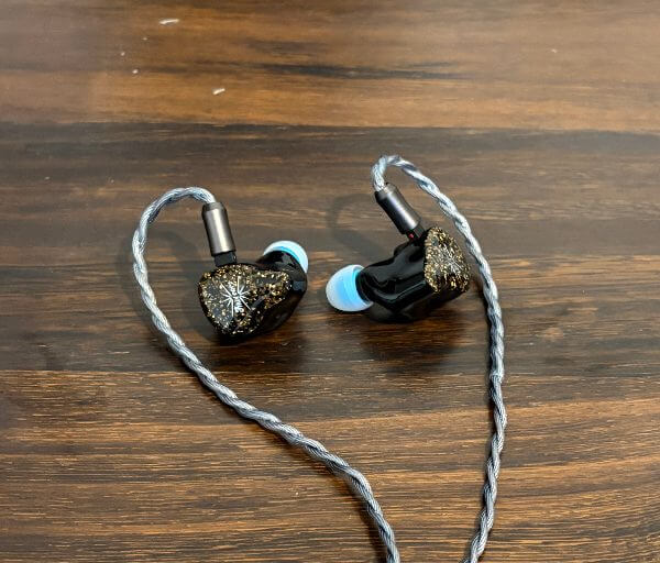 kiwi ears astral review5 Kiwi Ears Astral Review – A Refined Hybrid for Discerning Listeners