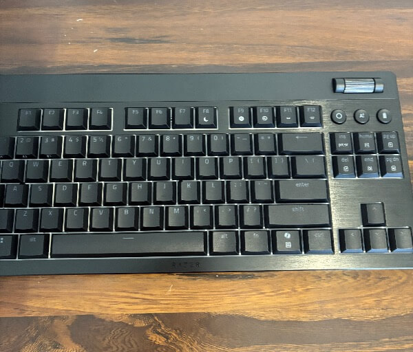 Razer BlackWidow V4 Low-Profile Review – Slimmer Design, Same Legendary Power 5 razer blackwidow v4 review4 Razer BlackWidow V4 Low-Profile Review – Slimmer Design, Same Legendary Power