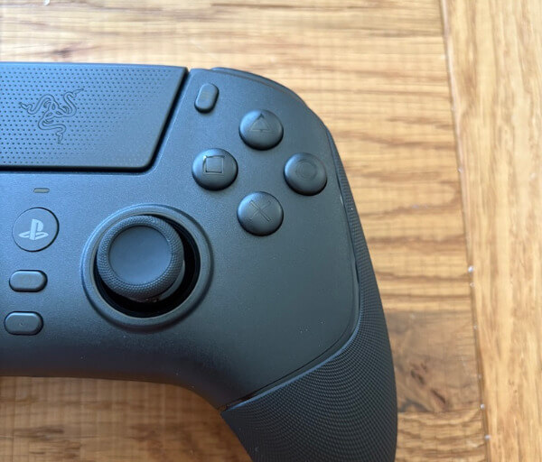 C16BAEB6 59AC 41CE 829C 3243A3F366BF 1 105 c Razer Raiju V3 Pro Review - Precision, Customisation, and Competitive Focus