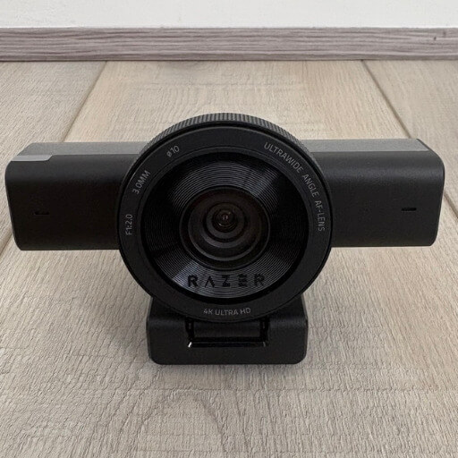 D6AEB4A8 F27F 4719 837C 9DB1AFCEA454 1 105 c Razer Kiyo V2 Review - Sharp Visuals and Smart Controls for Creators