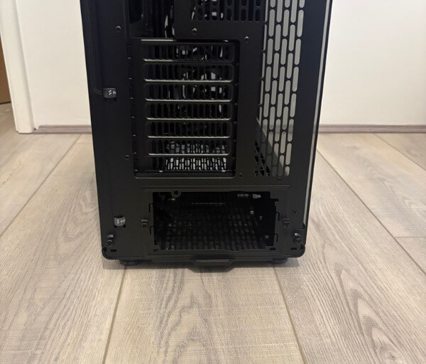 08331BD0 74AB 4869 8C87 D9CCD7307551 1 105 c Fractal North XL Momentum Edition Review - Scandinavian Style, Performance Ready