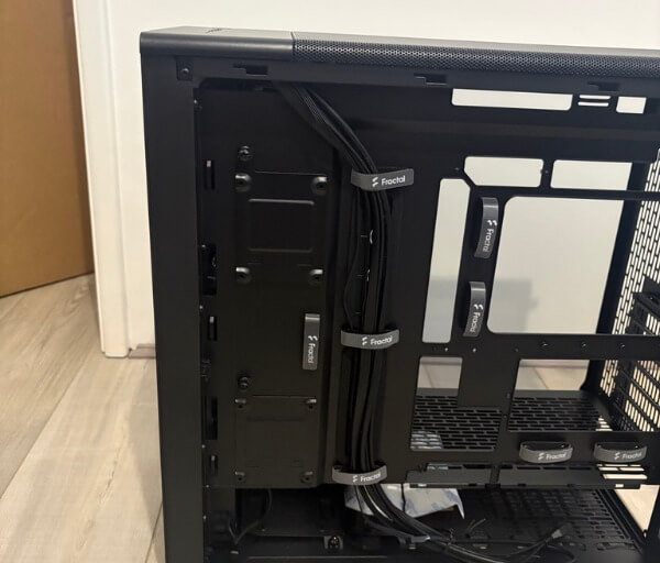 1696346B 7735 4B61 ADF6 ACD6564D5A8F 1 105 c Fractal North XL Momentum Edition Review - Scandinavian Style, Performance Ready