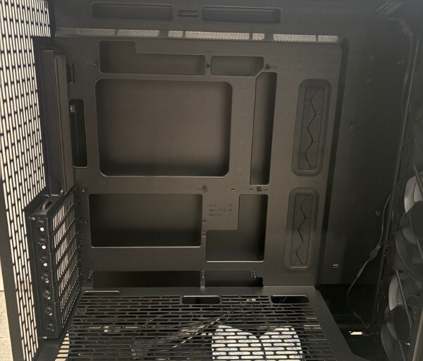 3BEF80DB 5F48 49E0 8C84 71346827F634 1 105 c Fractal North XL Momentum Edition Review - Scandinavian Style, Performance Ready