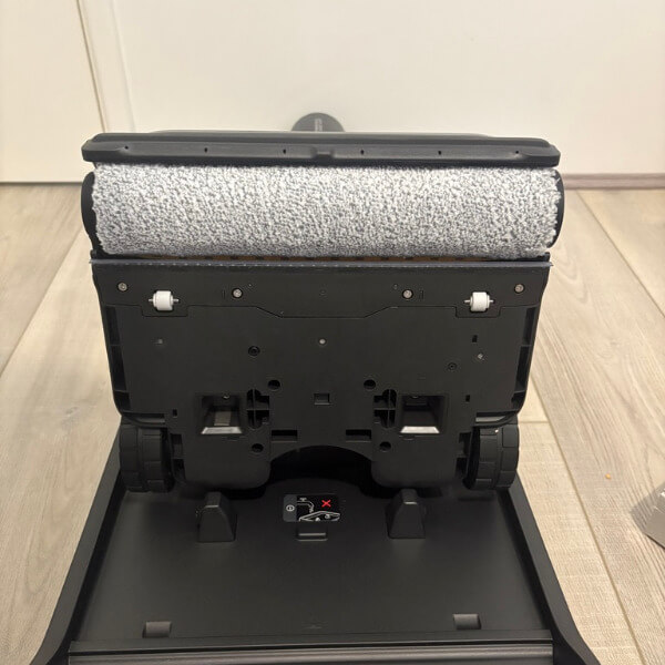 421ECD73 D50D 49AE 8E63 6EE2A0CF3BFD 1 105 c Roborock F25 Ultra Review - Advanced Steam Power Meets Everyday Floor Care