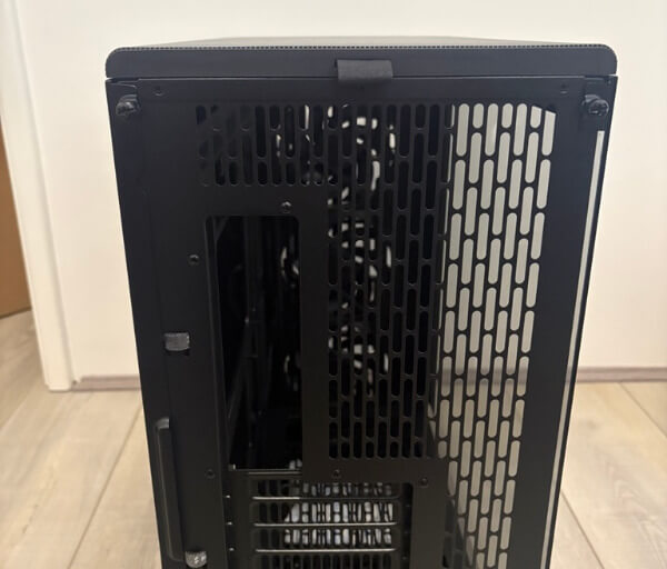 71BC840E F01C 40C5 AA72 7BEE039DF44B 1 105 c Fractal North XL Momentum Edition Review - Scandinavian Style, Performance Ready