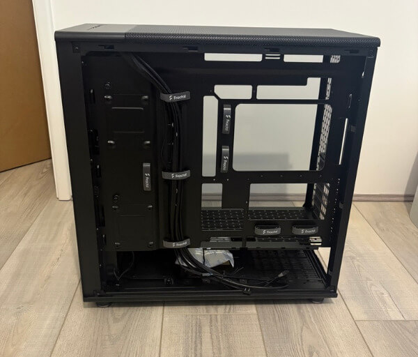 9861AE65 79C0 4CF1 842A 4431BA07B663 1 105 c Fractal North XL Momentum Edition Review - Scandinavian Style, Performance Ready