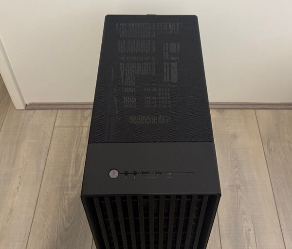 A5690644 3370 46D8 906F 7978943F72F1 1 105 c Fractal North XL Momentum Edition Review - Scandinavian Style, Performance Ready