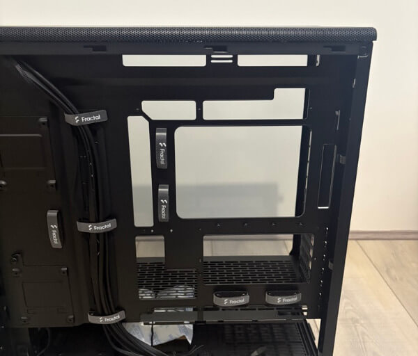 DCADA7D6 FD11 4776 BD36 118ABF30F3DF 1 105 c Fractal North XL Momentum Edition Review - Scandinavian Style, Performance Ready