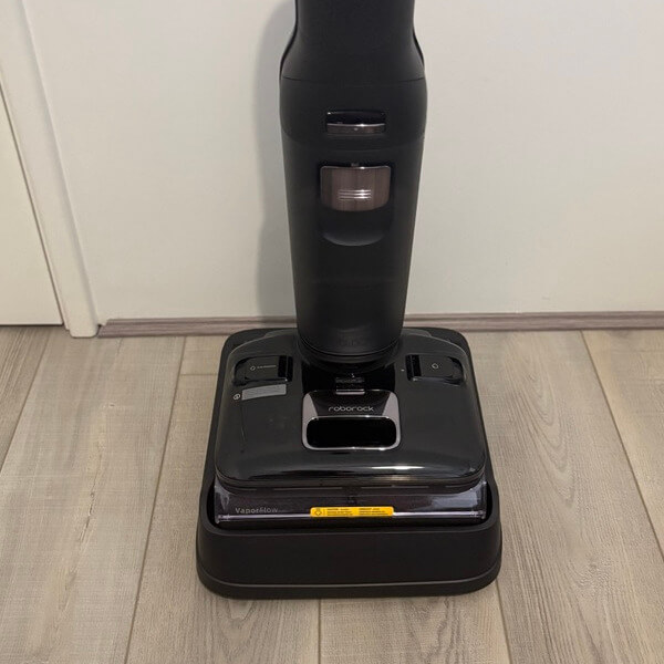 F5988C70 9B91 4E21 9974 D7030CBF6962 1 105 c Roborock F25 Ultra Review - Advanced Steam Power Meets Everyday Floor Care